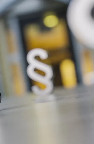 a close-up of a paragraph symbol